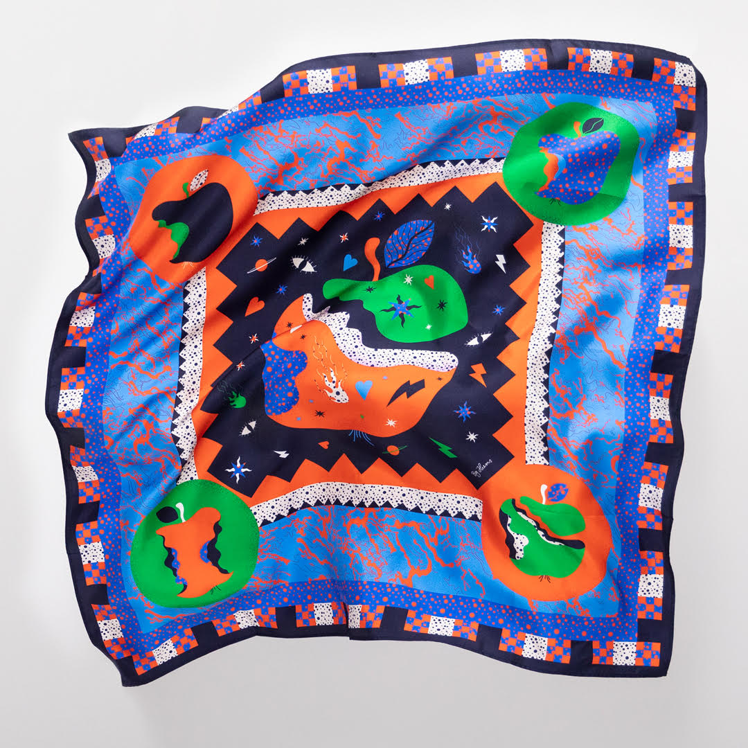 The Hums Apple Scarf